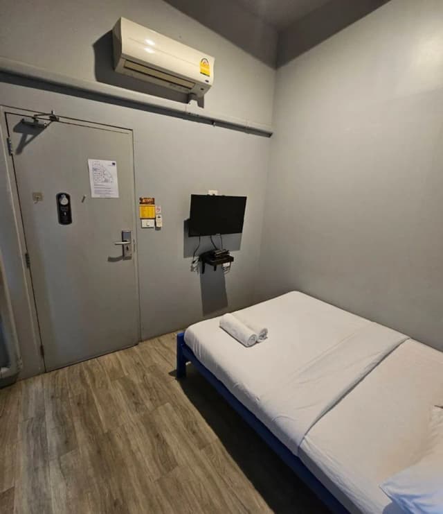 洛芙戴爾車站飯店青年旅舍-經濟雙人房, 無窗戶-12