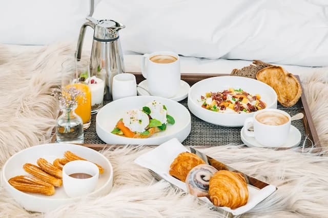 The Madrid EDITION-Superior Room, 1 King Bed, Terrace-5