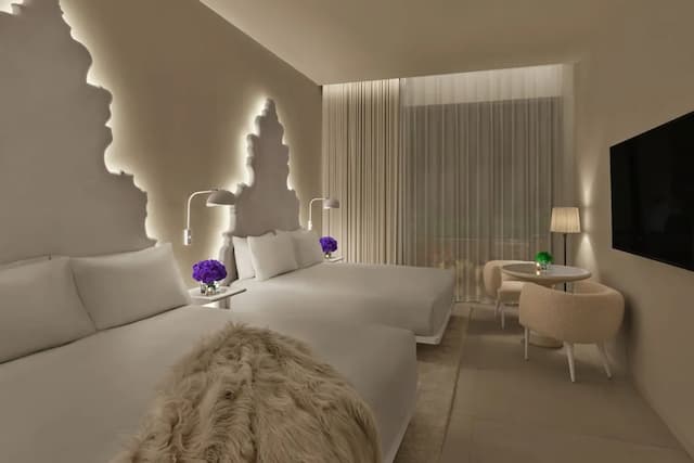 The Madrid EDITION-Premier Room, 2 Queen Beds-3