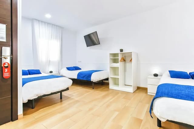 라라몬드 바르셀로나 룸-트리플룸-12