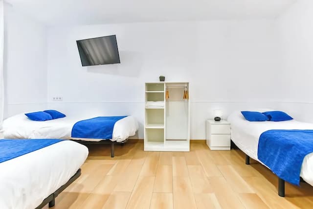 라라몬드 바르셀로나 룸-트리플룸-11