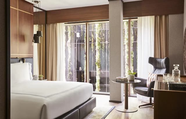 Thompson Madrid, by Hyatt-华丽客房, 1 张特大床-1