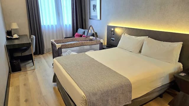 貝爾藝術伊盧尼翁酒店-標準三人房 (2 Adults + 1 Child)-6