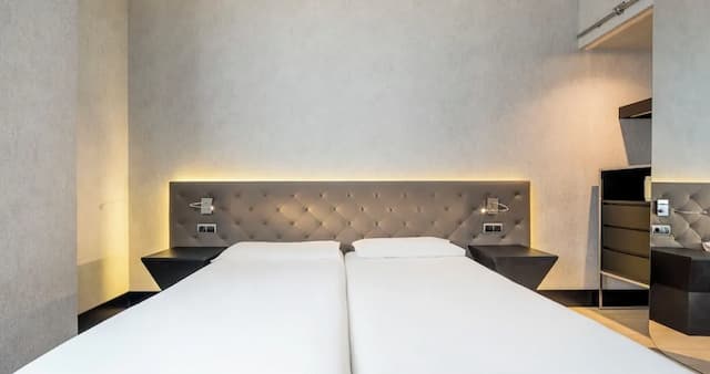 貝爾藝術伊盧尼翁酒店-標準雙人房-12