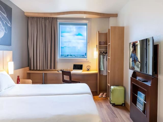 ibis Barcelona Meridiana-Standard Room, 2 Twin Beds-1