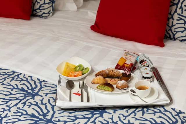 拉希里吉納生活酒店-豪華三人房-4