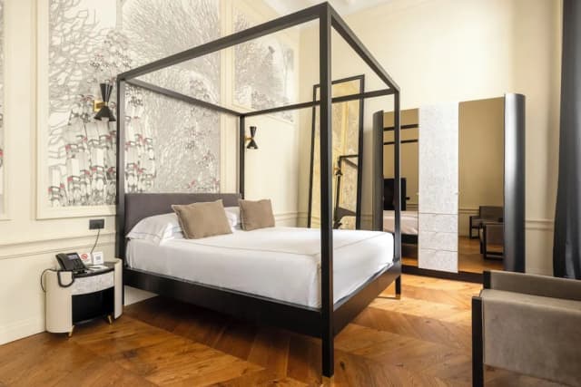 羅馬奢華飯店-豪華雙人房-2