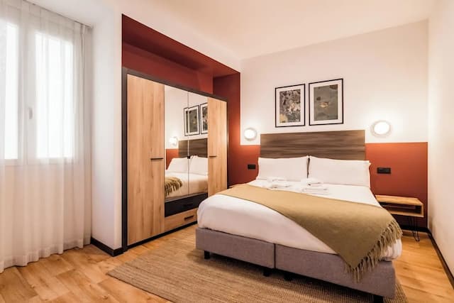 Bob W Arte-Roomy Family Apartment | 2 Bedrooms-1