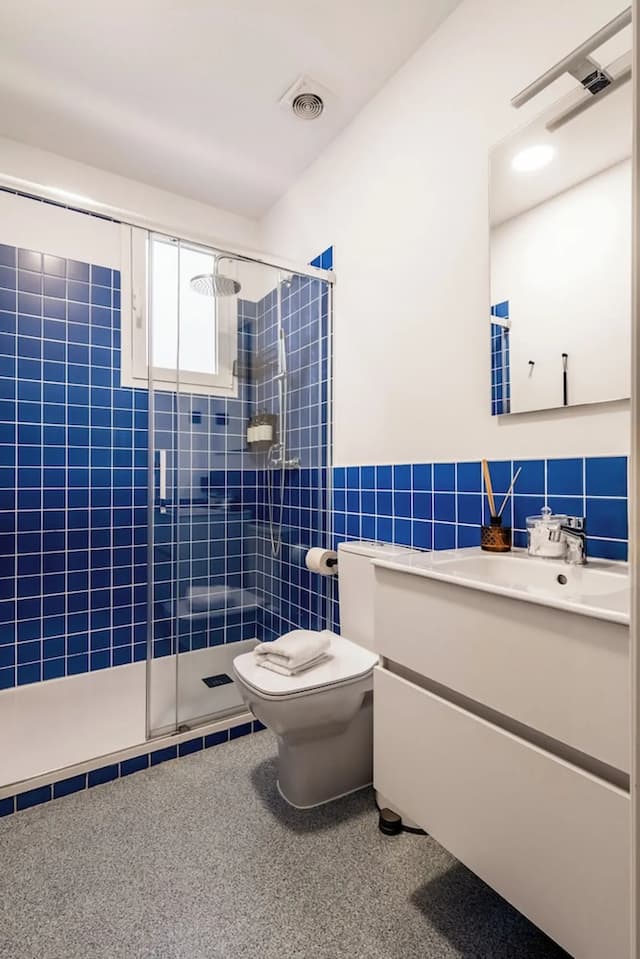 Bob W Arte-Roomy Family Apartment | 2 Bedrooms-12