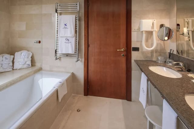 그란 호텔 레이 돈 하이메-프리미엄 더블룸-9