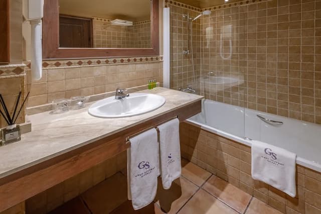 그란 호텔 레이 돈 하이메-클래식 더블룸 또는 트윈룸-9