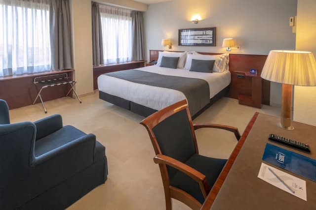 그란 호텔 레이 돈 하이메-프리미엄룸-6