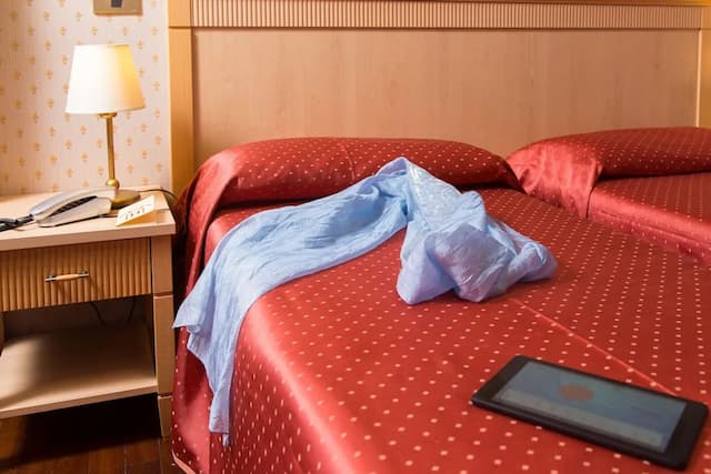 アルコ ディ トラヴェルティーノ-ダブルルーム-3