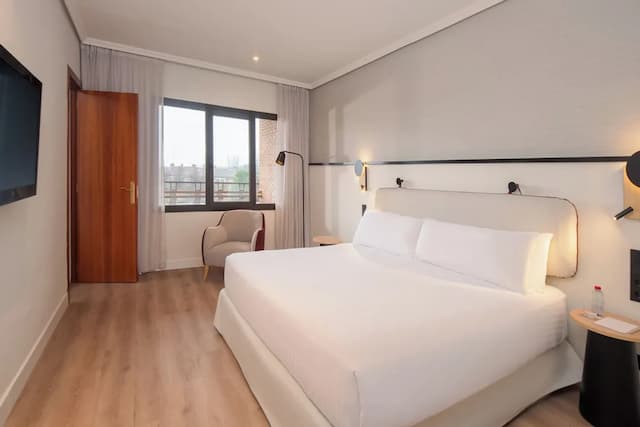 Hotel Madrid Alameda Aeropuerto, Affiliated by Meliá-Suite, Terrace-3