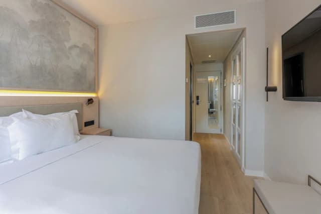 Hotel Vilamari-Comfort Double Room-3