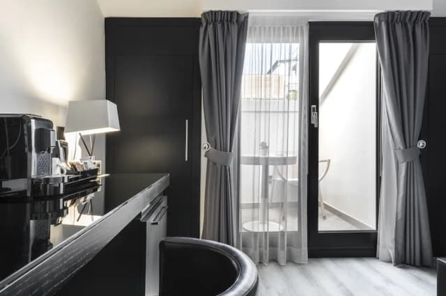 LHP 호텔 나폴레옹-슈피리어 더블룸-2