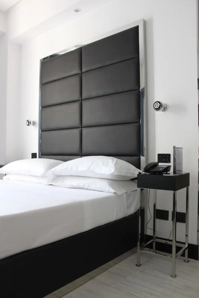 LHP 호텔 나폴레옹-슈피리어 더블룸-1