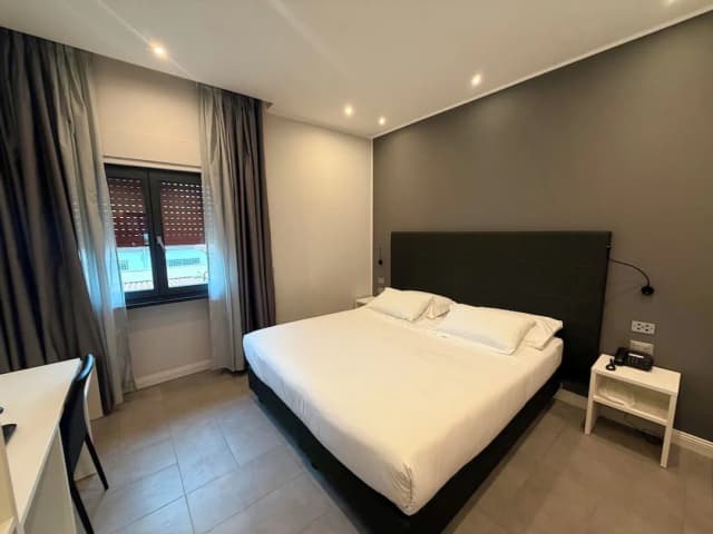 호텔 유로 가든-비즈니스 더블룸-1