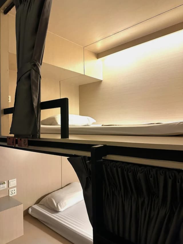 Cubic Bed Pratunam - Hostel-Private 6 beds (Share Bathroom)-22