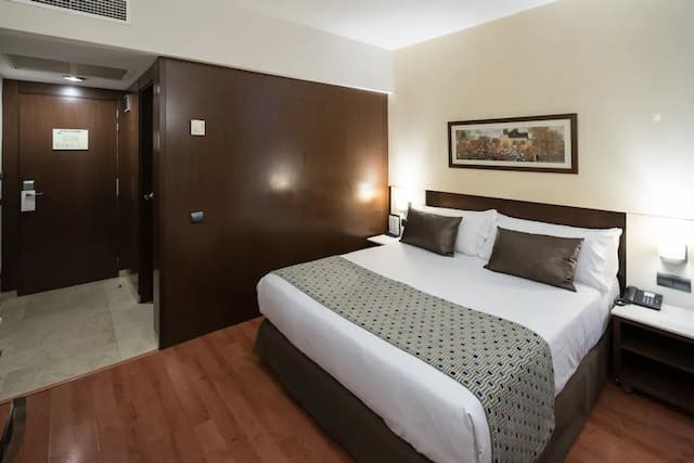 Catalonia Born-Double Room Single Use-6