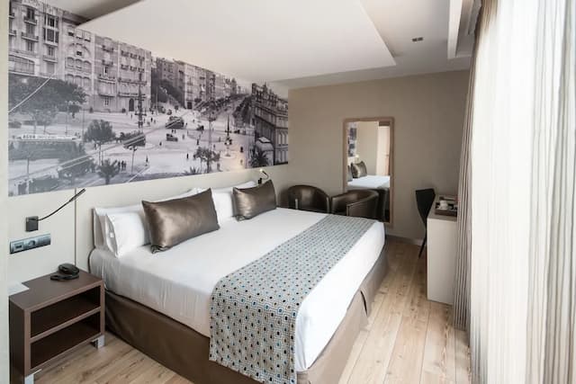 Catalonia Born-Double Room Single Use, Terrace-1