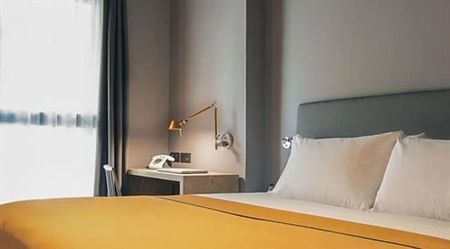 尤爾班特拉法加酒店-標準雙人房-3