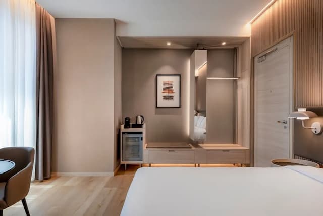 AC 호텔 바이 메리어트 클로디오 로마-디럭스룸, 퀸사이즈침대 1개-1