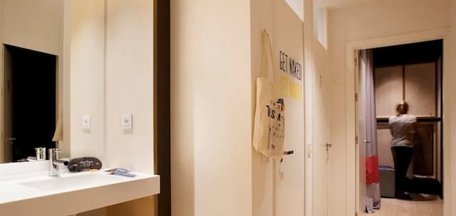 巴塞隆納 TOC 青年旅舍-共用宿舍, 男女混合宿舍 (1 bed, Ensuite)-6