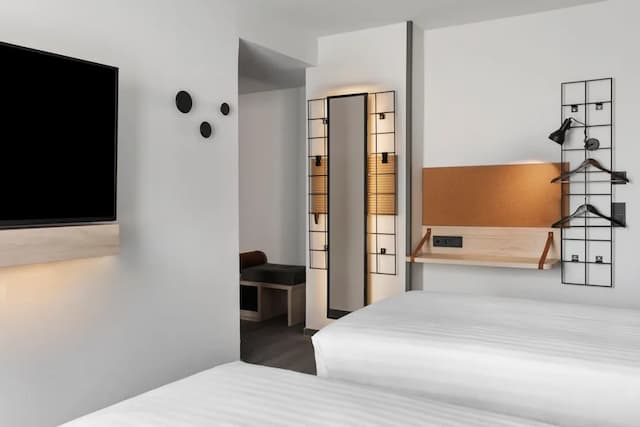 Moxy Barcelona-客房, 2 张单人床, 阳台-3