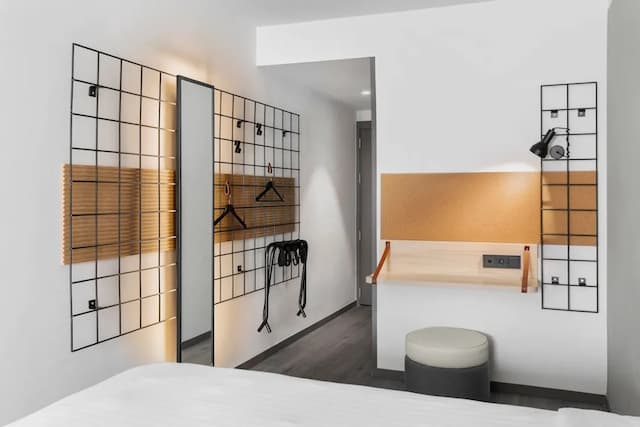 Moxy Barcelona-客房, 2 张单人床, 阳台-1