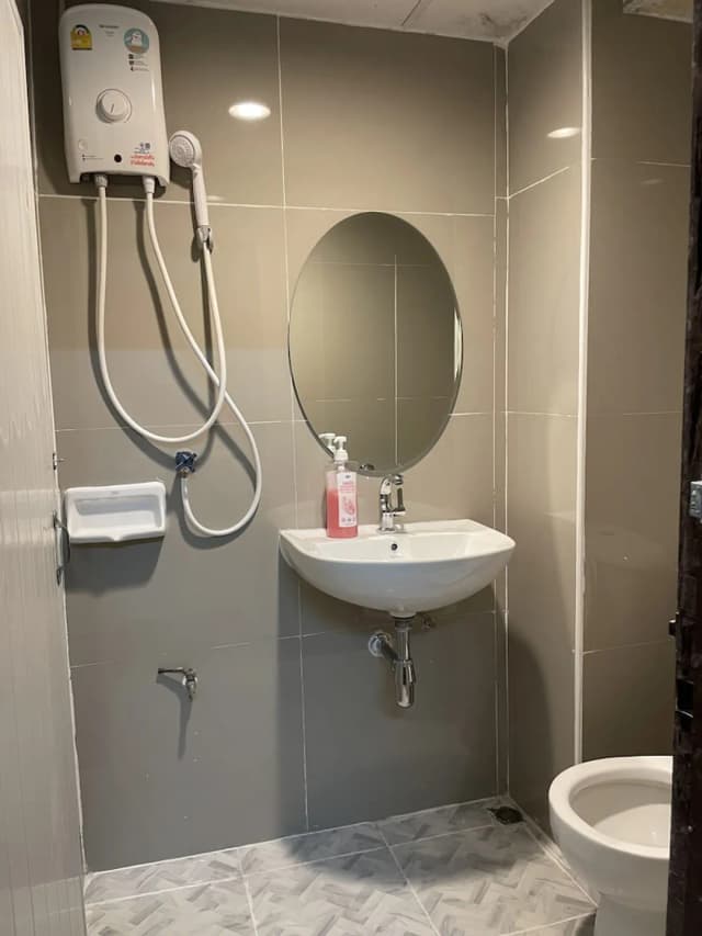 Gedkanok Apartment-Standard Double Room-26