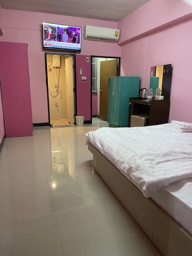 Gedkanok Apartment-Standard Double Room-2