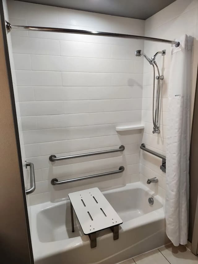 Wyndham Garden Katy Energy Corridor-Suite, Multiple Beds, Mobility Accessible, Non Smoking (Hearing, Bathtub W/Grab Bars)-2