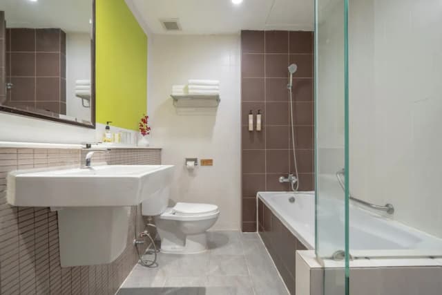 曼谷飯店-Urban Triple Room-4