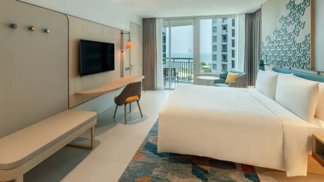 Holiday Inn Pattaya by IHG-Suite, 2 Bedrooms, Sea View (Bay Tower)-1
