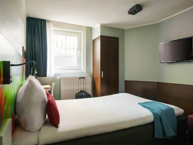 ibis Styles Amsterdam City-Room, 1 Double Bed (Basement)-1