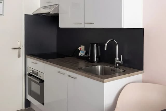 留宿酒店-經濟雙人房-4