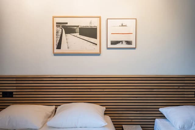 ウェーバーホテル-ベーシック トリプルルーム ベッド (複数台) 専用バスルーム-2