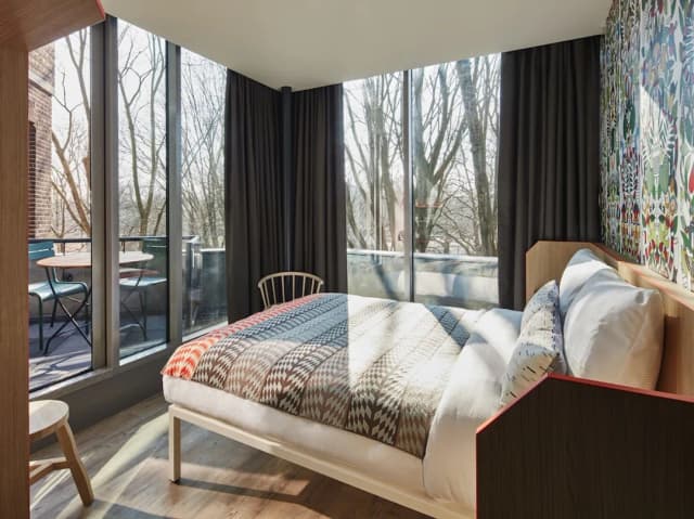 Generator Amsterdam-Deluxe King-1
