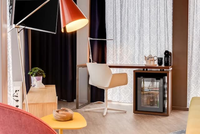 nhow Amsterdam RAI-nhow Premium room Double-8