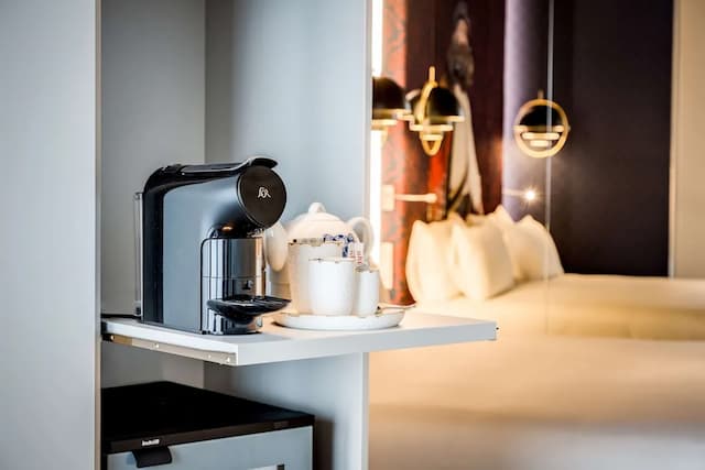 nhow Amsterdam RAI-nhow Premium room Double View-10