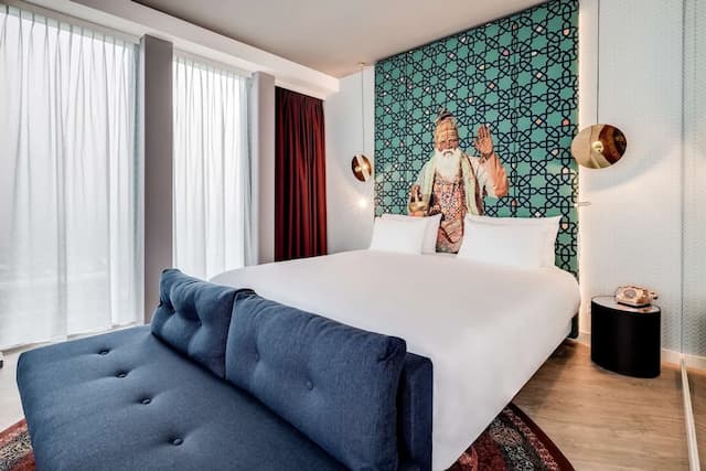 nhow Amsterdam RAI-nhow Premium room Double View-15