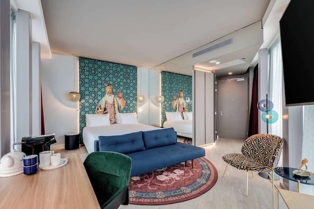 nhow Amsterdam RAI-nhow Premium room Double View with Bath King-24