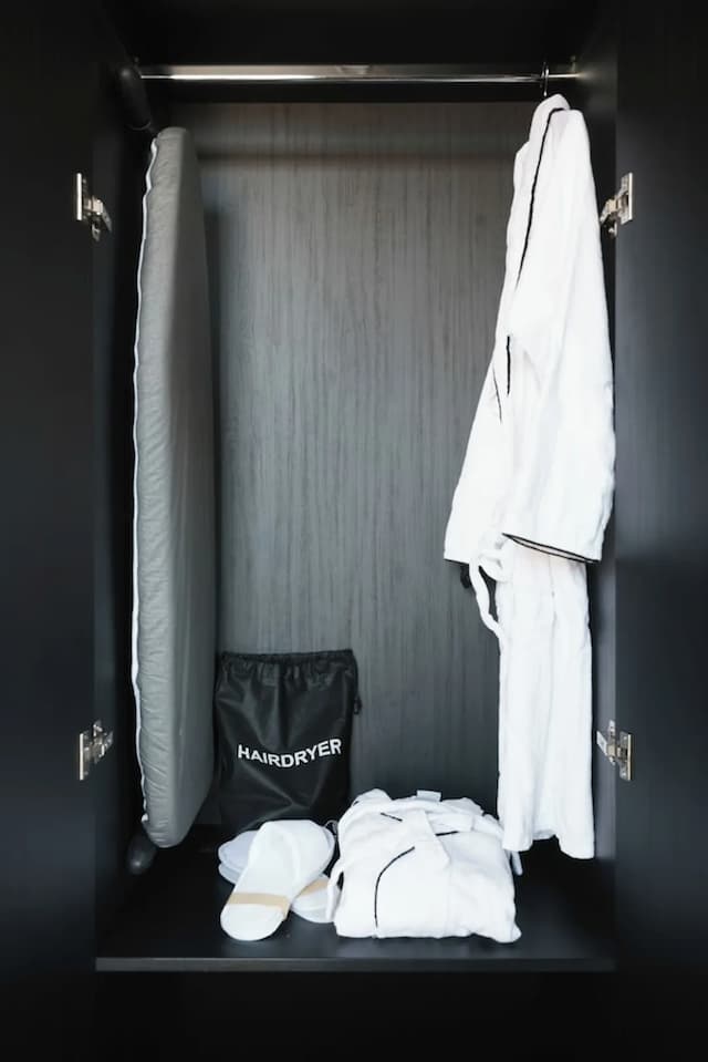 阿姆斯特丹莫內花園酒店-高級三人房, 運河景-4