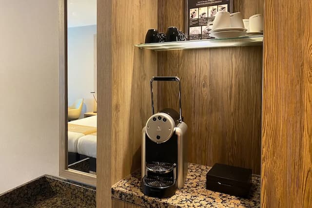 소 호텔 블루 스퀘어-스탠다드 쿼드룸-4