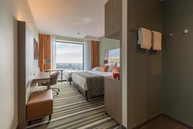 レオナルド ロイヤル ホテル アムステルダム-デラックス トリプルルーム (Upper Floor)-1