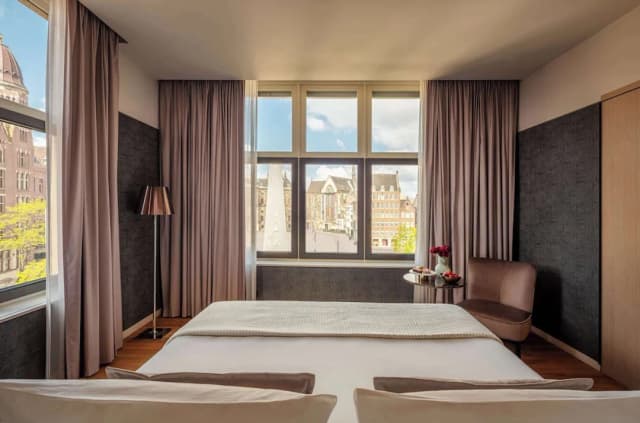 Anantara Grand Hotel Krasnapolsky Amsterdam-Premium Room (Dam View)-1