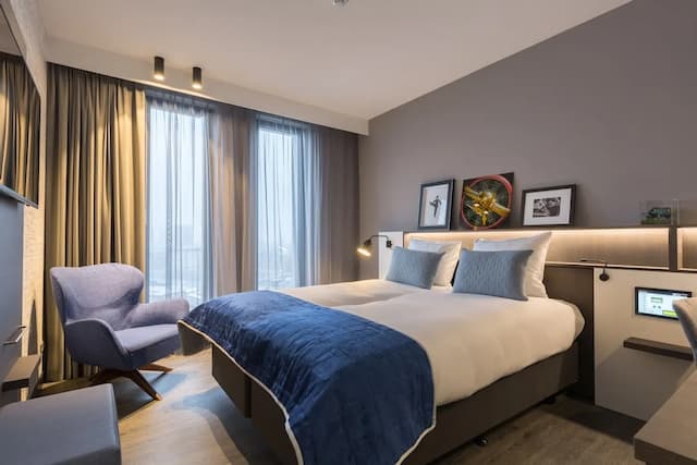 Postillion Hotel Amsterdam-Standard Double Room-2