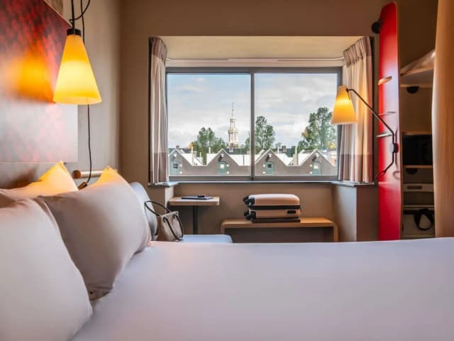 阿姆斯特丹市立歌劇院宜必思飯店-尊榮客房, 1 張標準雙人床, 運河景觀-6