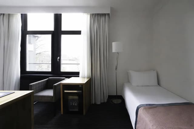 卡塔洛尼亞翁德爾阿姆斯特丹酒店-三人房 (2 adults and 1 kid)-2